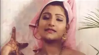 إم تجبور ابنها عل عمل مساج كامل
