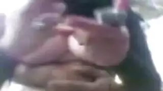 مشهد ساخن بالمستودع: كاريم يضرب صديقته بعمق