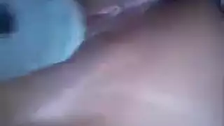خالتي تبعص كسها على الاريكه