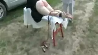ضرب طيز ونكها