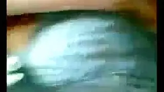 المطيعة المثيرة تطالب بجلسة جماعية جنسية صريحة